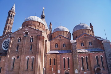 Fototapeta na wymiar Basilica del Santo, Padua, Italy