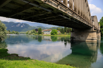 Fototapeta premium paesaggio sul fiume Adda - parco Adda nord