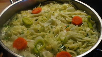 vegetables in a pan, Kohlsuppe,food, meal, soup, dish, dinner, vegetable, plate, cheese, healthy, cuisine, meat, lunch, rice, fish, vegetables, bowl, salad, tomato, pizza, 