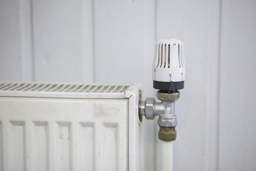 radiator with thermostat