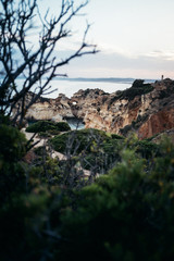 Panorama der Felsküste am atlantischen Ozean in Portugal
