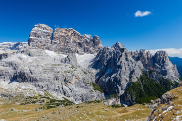 Fototapeta na wymiar Hiking around the Tre Cime di Lavaredo in the Dolomites of Northern Italy, Europe
