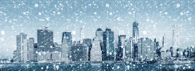 Fotobehang New York Winter Manhattan in the snowfall  © misu