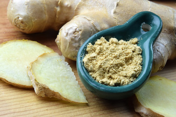 Fresh ginger powder spice bio organic