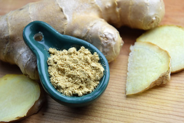 Fresh ginger powder spice bio organic