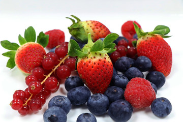 Fototapeta na wymiar fresh mixed berries