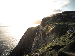 Fototapeta na wymiar Irland Slieve League Entdecken Panorama Aussicht Klippen Felsküste