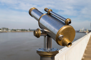 Metallic Telescope