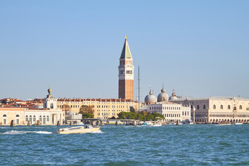 Fototapeta na wymiar Beautiful view of Venice