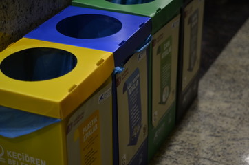 plastic waste collection trash cans - plastic/paper/food