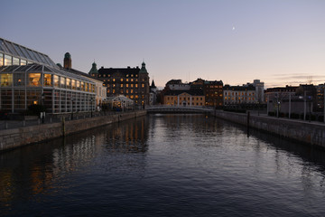 Obraz na płótnie Canvas Malmo, Sweden. Reflexion Central Station and city centre