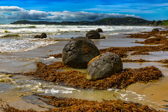 Spherical Rocks Chile รูปภาพClouster – เลือกดูภาพถ่ายสต็อก เวกเตอร์ และวิดีโอ13 | Adobe Stock