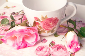 Tea or Coffee Cup with Pink Roses