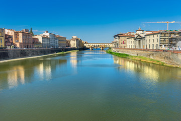 Fototapeta na wymiar Ponte Vecchio Arno River Florence Tuscany Italy.