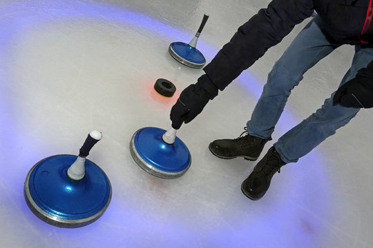 Eisstockschie&szlig;en