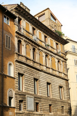 Obraz premium Facade of a Building in Rome, Italy