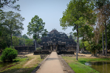 Fototapeta na wymiar cambodia temple