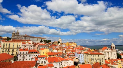Fototapeta na wymiar view of city of lisbon
