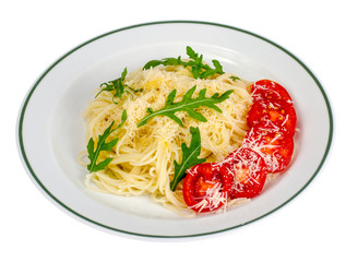 Spaghetti with cheese, tomatoes and arugula