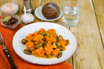 Lenten dishes of mushrooms and vegetables