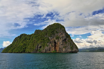 Fototapeta premium Island hopping tour across Bacuit bay-Malapacao island. El Nido-Palawan-Philippines-0904