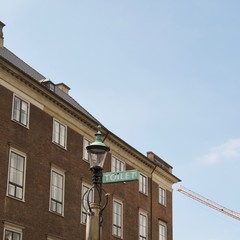 Fototapeta na wymiar Toilet Street Sign on a Lamp
