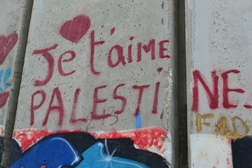 Je t'aime Palestine. Art and writings on the wall in Bethlehem, between Palestine Westbank and Israel