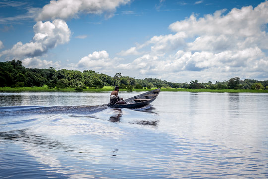 Cities of Brazil - Manaus, Amazonia - Lago do Catalao Community