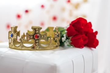 Valentine King Crown and Rose Bouquet 