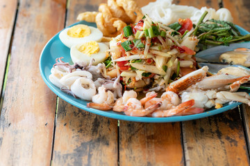 seafood papaya salad dish