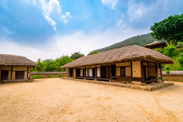 Fototapeta na wymiar Historic House in Gwangjeong-ri, Cheongju