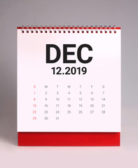 Simple desk calendar 2019 - December