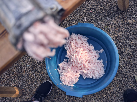 Minced fat in plastic basin