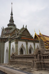Fototapeta premium Wat Phra Kaew (Świątynia Szmaragdowego Buddy)