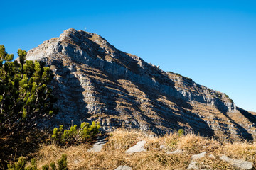 Alpengipfel im Herbst