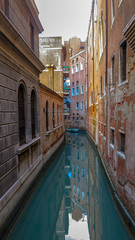 Fototapeta na wymiar canal in Venice, Italy