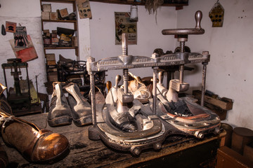 vintage shoe equipment