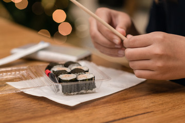 sushi takeaway