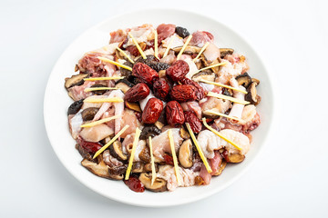 Chinese cuisine, mushrooms, red dates, steamed chicken, cooking