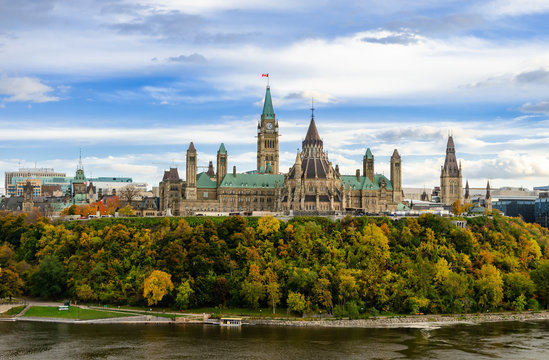 Autumn view of Parliament Hill and Ottawa River in Ottawa, Canada