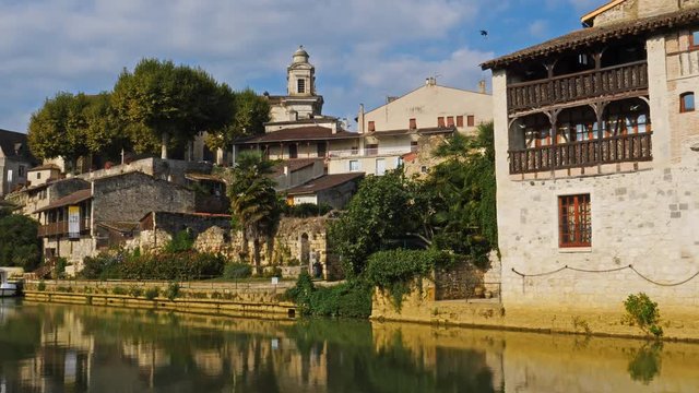 Nerac, Lot et Garonne, south western France. The river Blaise crossing the town