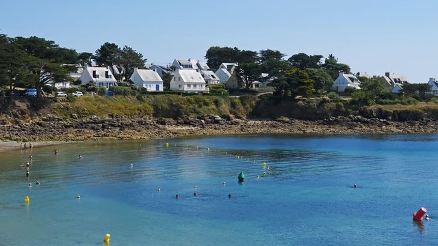 Port Navalo, Arzon,  Morbihan, Brittany, France. The beach at Port Navalo in the Morbihan gulf