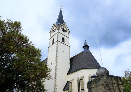 kirche in königswiesen in perg in österreich