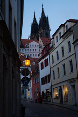 Obraz premium Blick aus der Burgstraße zum Dom in Meissen