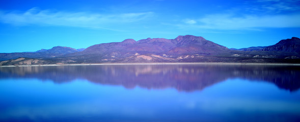 Fototapeta na wymiar Roosevelt Lake Central Arizona Panorama