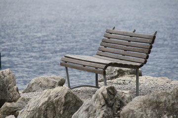 Fototapeta na wymiar Italy, garda lake, silence and relaxation at the lake