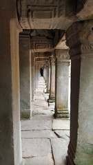 Obraz premium Lit Hallway