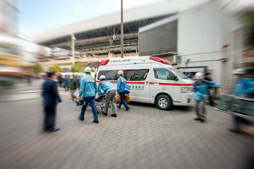 救急搬送 © Caito