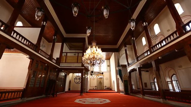 Istanbul Arap Mosque Interior Chandeliers