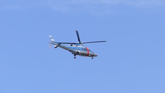 福島県警察のヘリコプター
